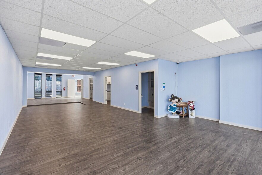 More Photos Of 869 Woodside Way, San Mateo Storefront Retail Office For Sale