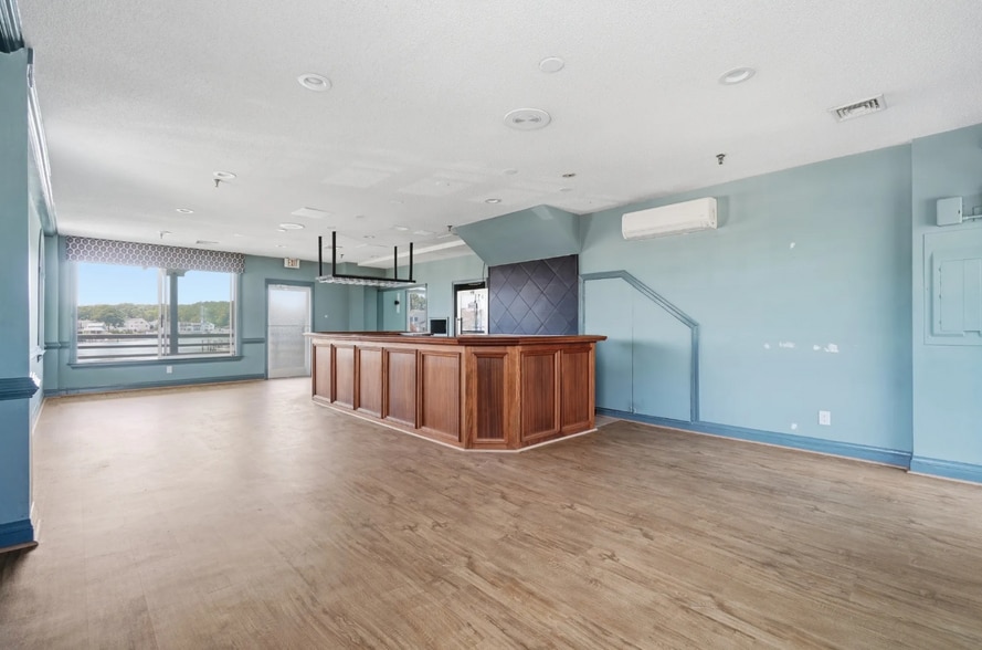 More Photos Of 308 Mediterranean Ave, Virginia Beach Restaurant For Lease