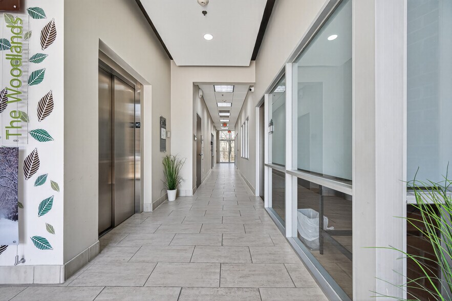 More Photos Of 8350 Ashlane Way, The Woodlands Medical For Lease