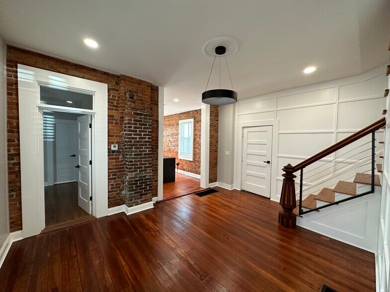 More Photos Of , Columbus Unknown For Sale