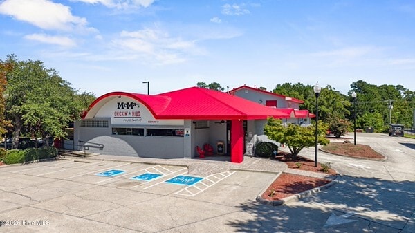 More Photos Of 8232 Market St, Wilmington Freestanding For Sale