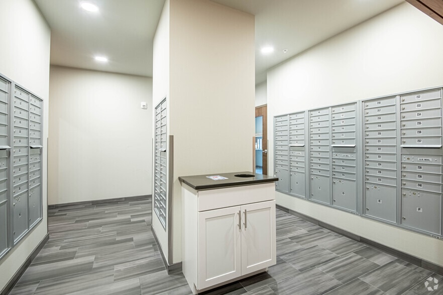 More Photos Of 3101 Fish Hatchery Rd, Fitchburg Apartments For Lease