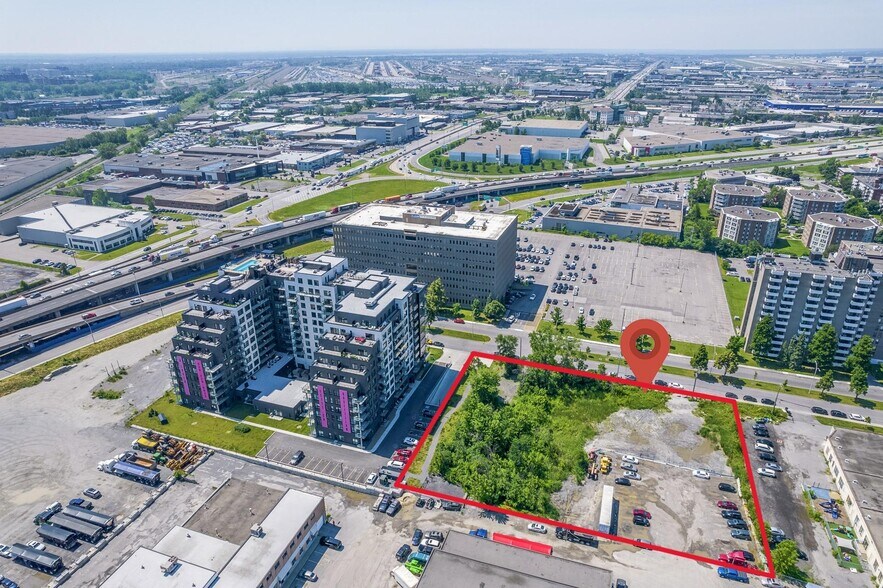 More Photos Of 99 Boul Alexis-Nihon, Saint-Laurent Land For Sale
