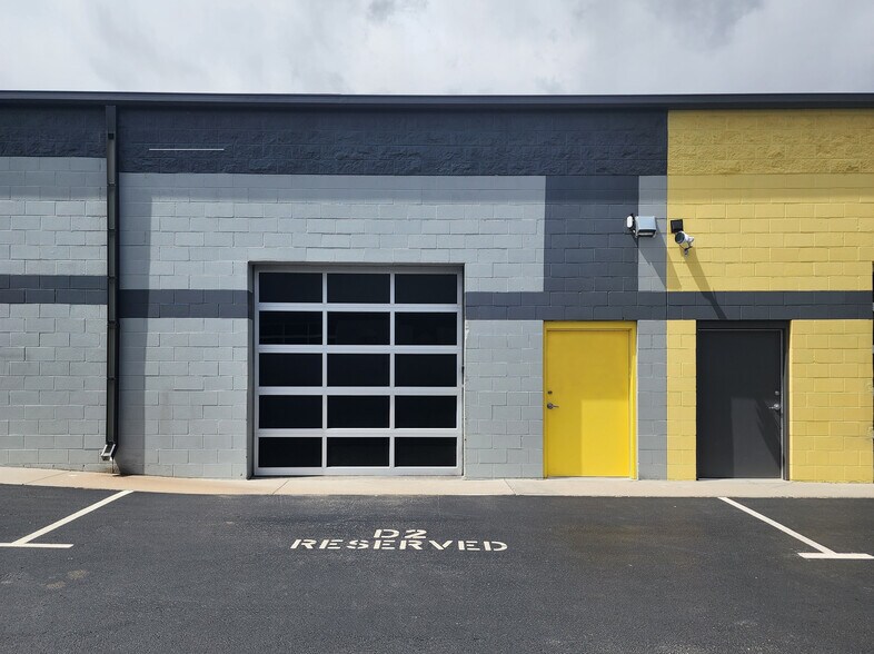 More Photos Of 2280 Manatt Ct, Castle Rock General Retail For Sale
