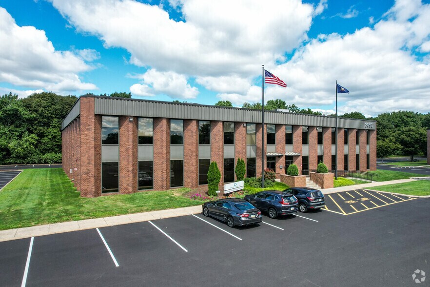 Primary Photo Of 2050 Cabot Blvd W, Langhorne Office For Lease