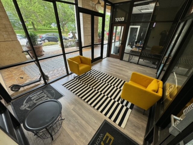 More Photos Of 2295 S Hiawassee Rd, Orlando Office For Sale