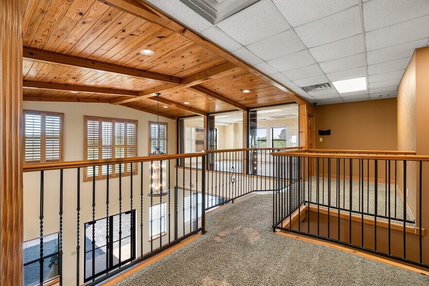 More Photos Of 26069 Springer Cemetary Rd, Hockley Flex For Sale