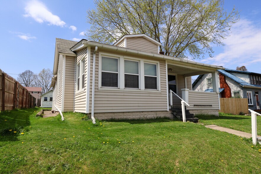 More Photos Of ,  Unknown For Sale