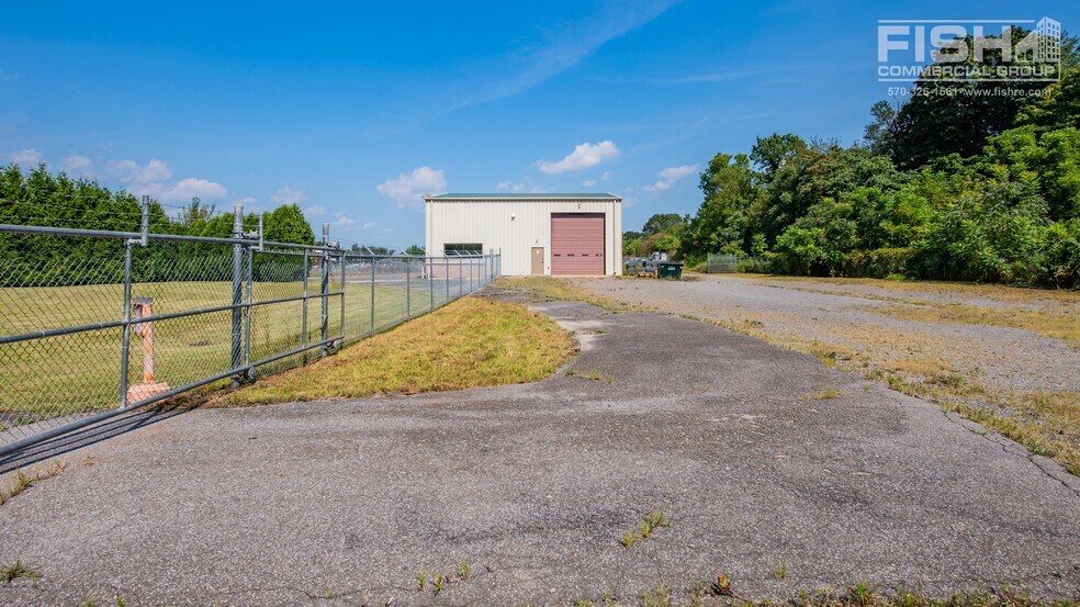 More Photos Of 2 Tyler Rd, Muncy Warehouse For Lease