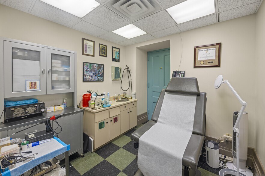 More Photos Of 969 Park Ave, New York Apartments For Sale