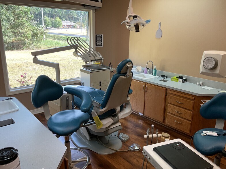 More Photos Of 1666 S Forest Ave, Luverne Medical For Sale