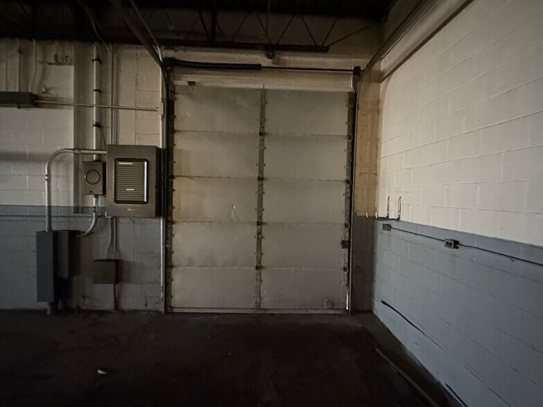 More Photos Of 955 Military Rd, Buffalo Manufacturing For Lease