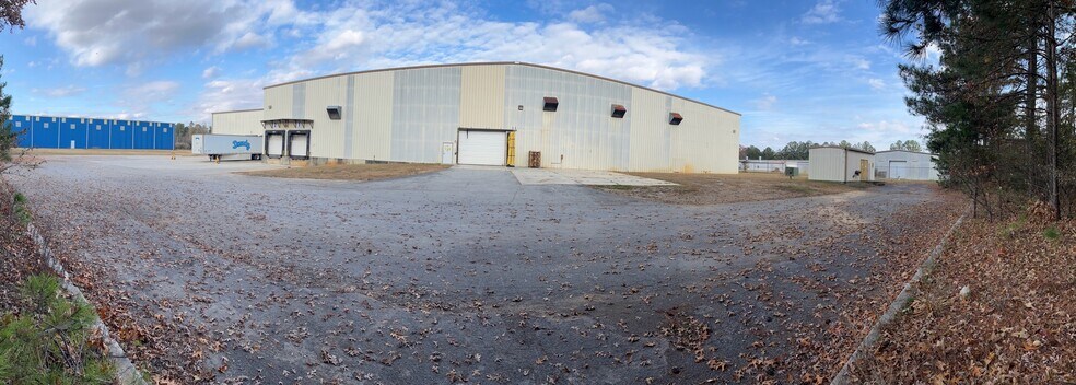 Primary Photo Of 208 Industrial Blvd, Tullahoma Warehouse For Sale