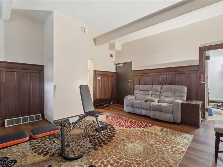 More Photos Of 215 S Braddock Ave, Pittsburgh Apartments For Sale