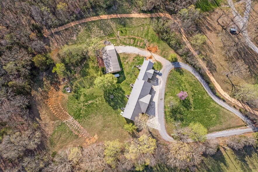 More Photos Of 151 Covington Ln, Dickson Apartments For Sale