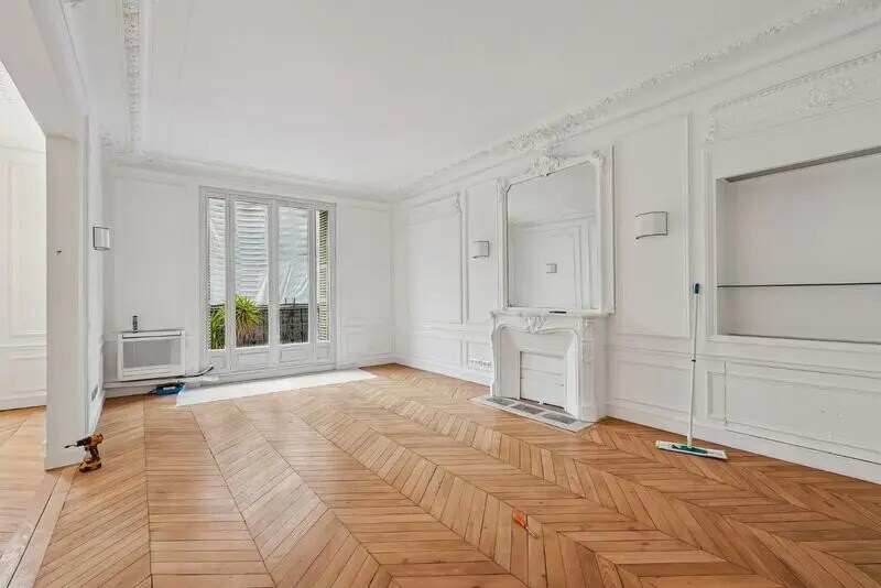 More Photos Of 30 Rue De Miromesnil, Paris Office For Sale