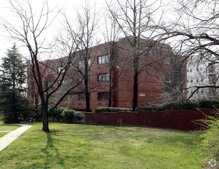 More Photos Of 2445 Army Navy Dr, Arlington Medical For Lease