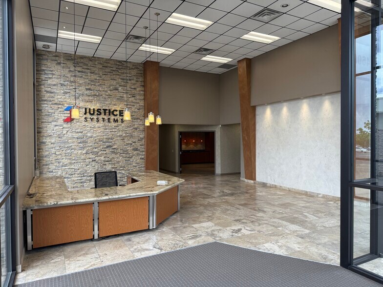 More Photos Of 4600 Mcleod Rd NE, Albuquerque Storefront Retail Office For Sale