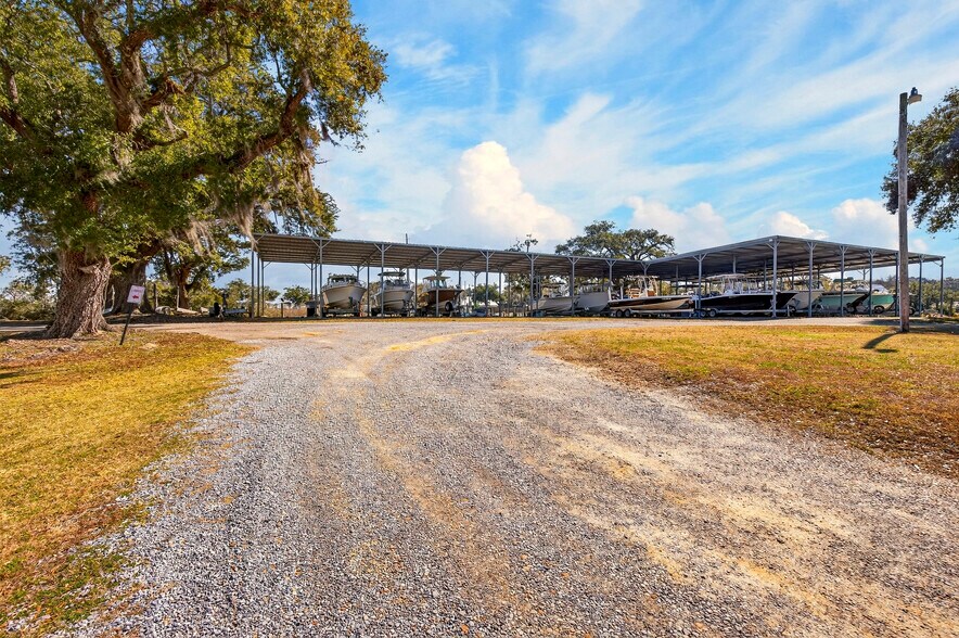 More Photos Of 3308 Mary Walker Dr, Gautier Marina For Sale