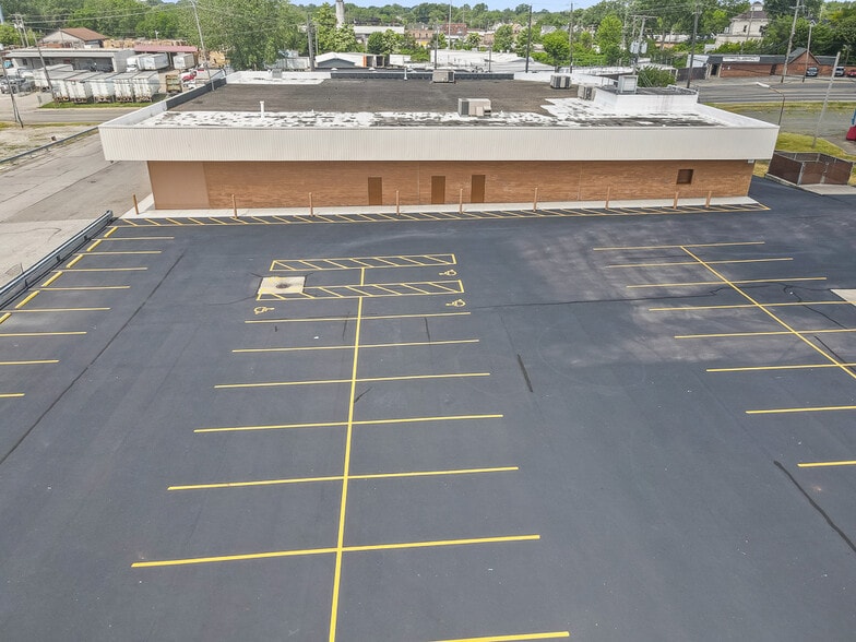 Primary Photo Of 3475 Ridge Rd, Cleveland Skating Rink For Sale