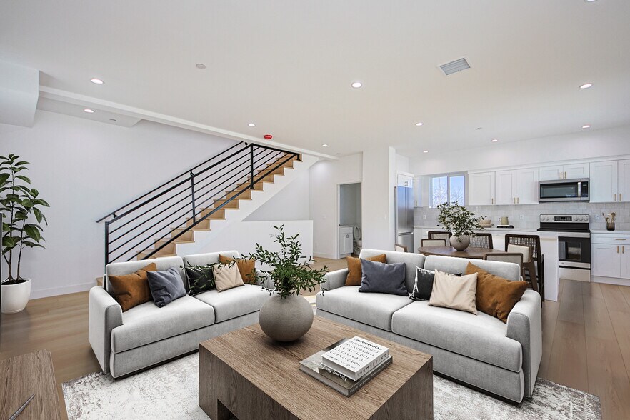 More Photos Of 2404 S Cochran Ave, Los Angeles Apartments For Sale