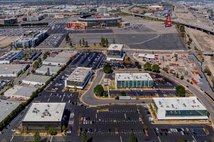 More Photos Of , Anaheim Office For Sale