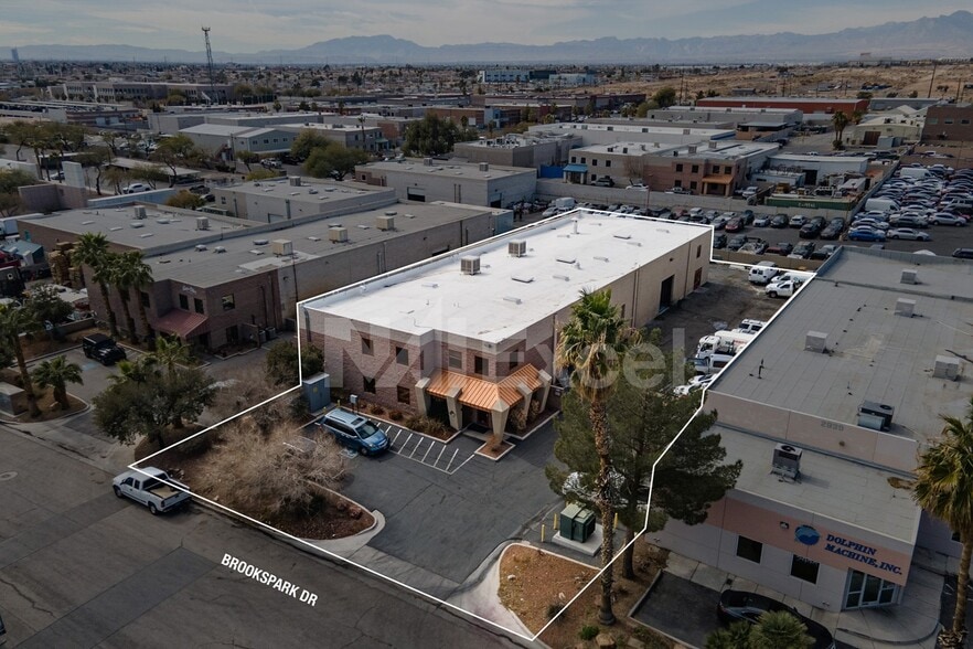 More Photos Of 2925 Brookspark Dr, North Las Vegas Warehouse For Sale