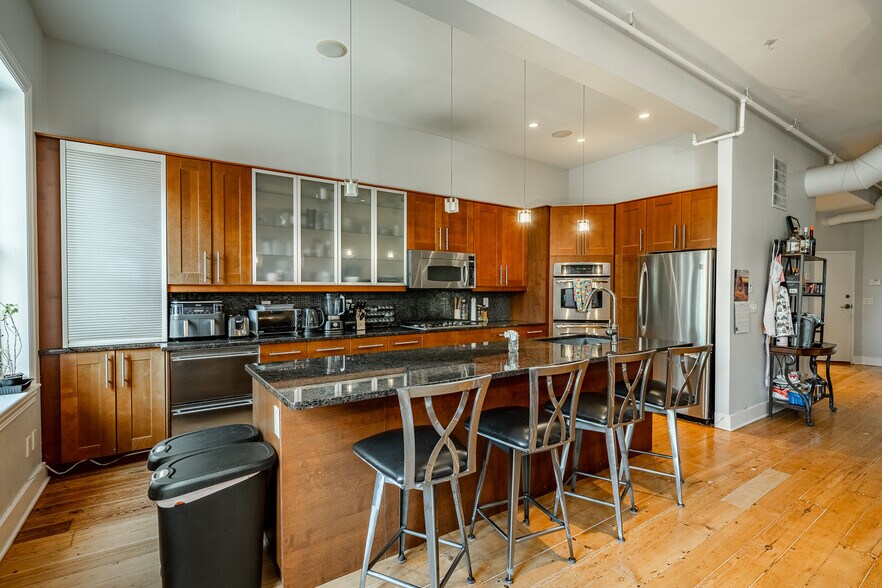 More Photos Of 235 Bridge St, Phoenixville Storefront Retail Residential For Sale