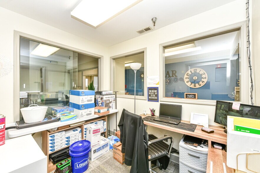 More Photos Of 1640 N Ritter Ave, Indianapolis Medical For Lease