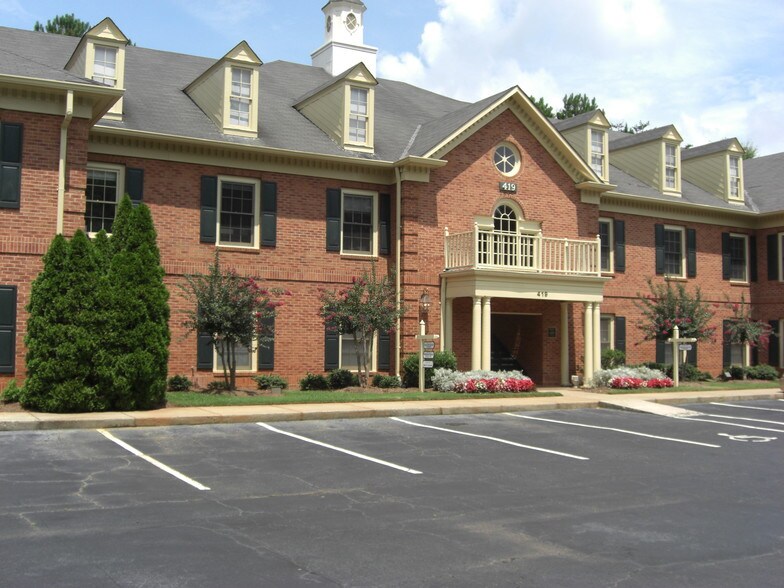 More Photos Of 419 E Crossville Rd, Roswell Medical For Lease