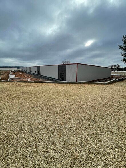 More Photos Of 331 Aviation Way, Frederick Light Manufacturing For Lease