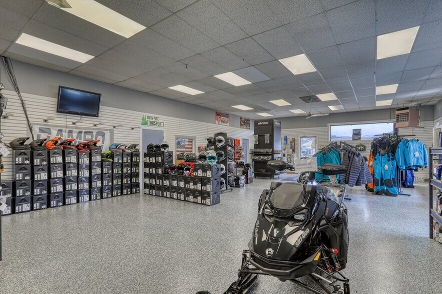 More Photos Of 29130 US 160 Hwy, South Fork Storefront For Sale