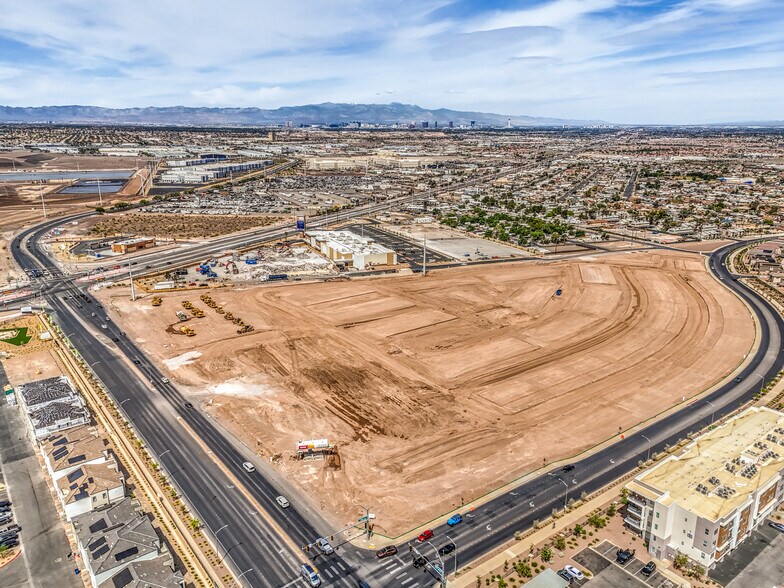 More Photos Of Warm Springs Road, Henderson Land For Lease