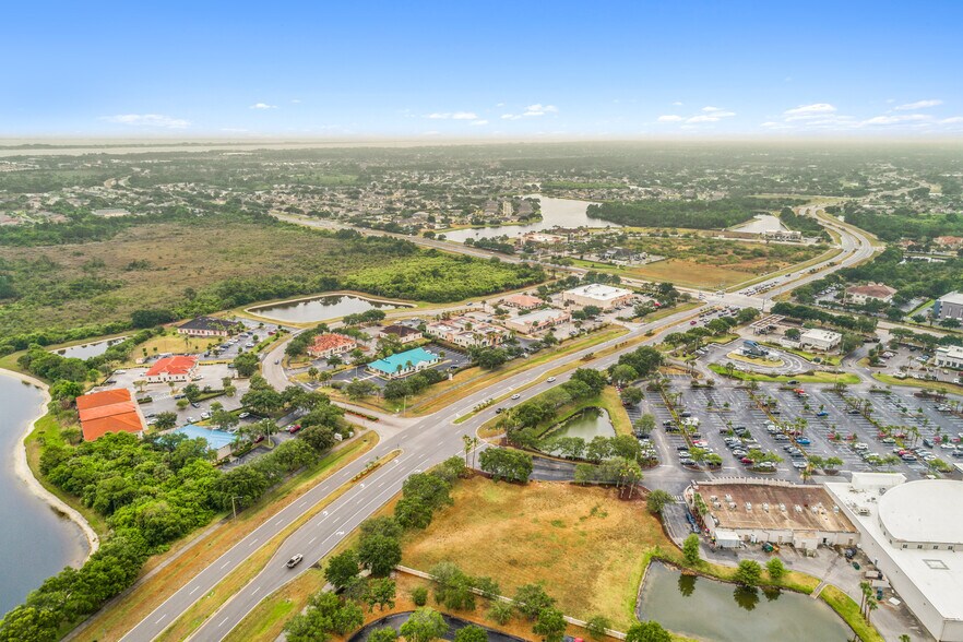 More Photos Of 5460-5466 Village Dr, Rockledge Unknown For Lease