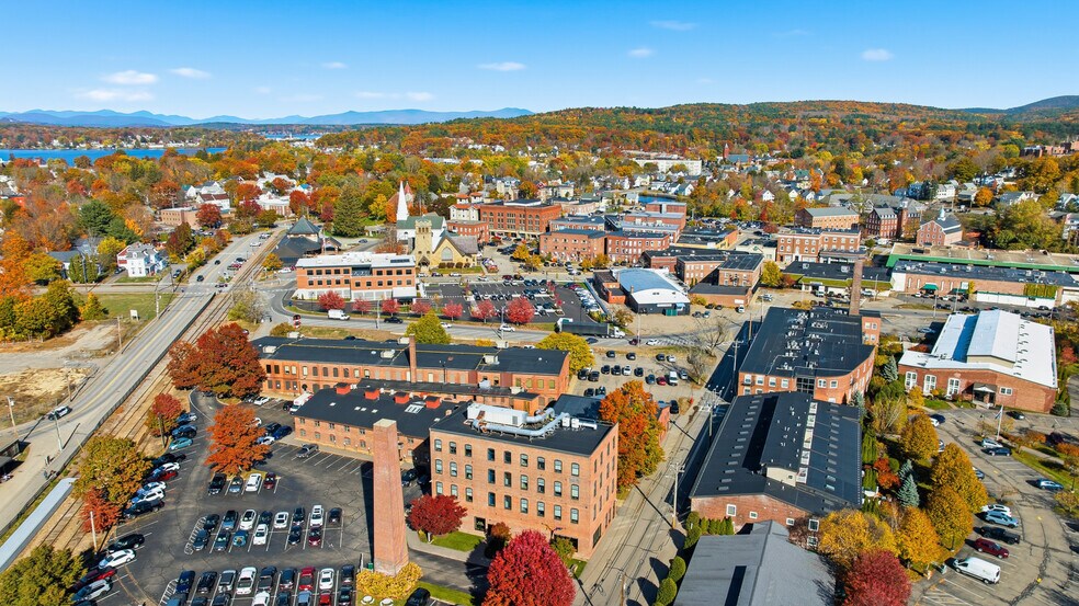 More Photos Of 158 Court St, Laconia Apartments For Sale