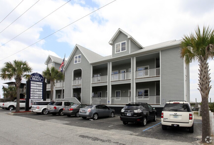 More Photos Of 103 Palm Blvd, Isle Of Palms Office For Sale