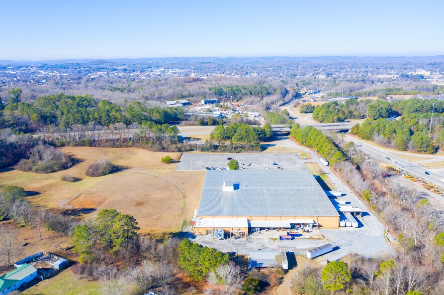 More Photos Of 2000 Overhead Bridge Rd NE, Cleveland Manufacturing For Sale