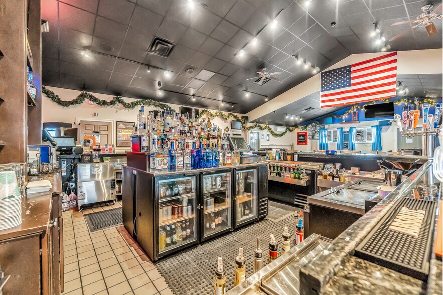 More Photos Of 15 N Liberty St, Southington Restaurant For Sale