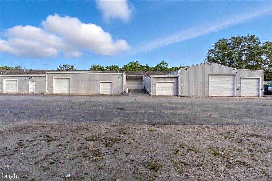 More Photos Of 534 Whitesville Rd, Jackson Service For Lease