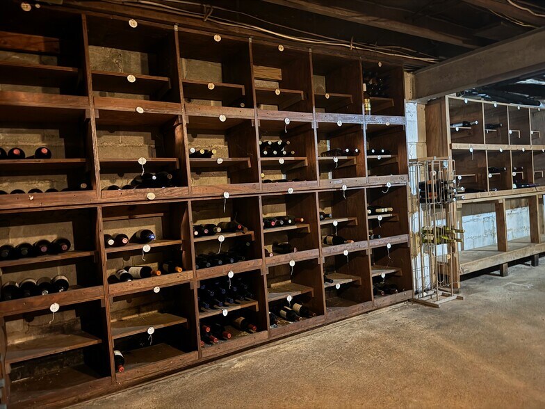 More Photos Of 500 W White Horse Pike, Egg Harbor City Restaurant For Sale