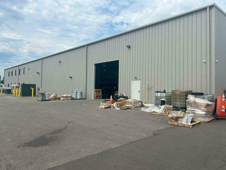 More Photos Of 3 Hoop Dr, Walton Industrial For Sale