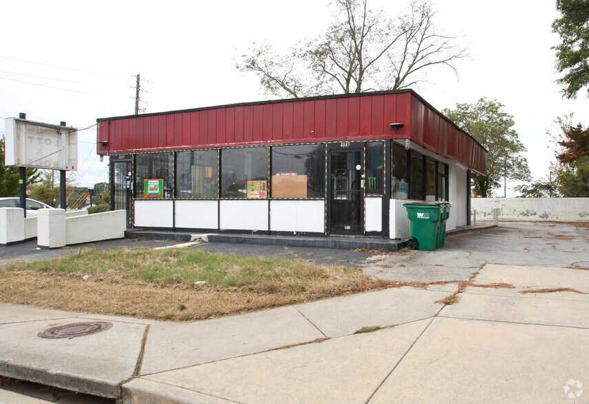 More Photos Of 4849 College St, Forest Park Convenience Store For Sale