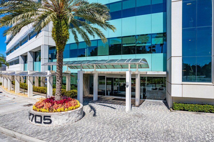More Photos Of 8705 Henderson Rd, Tampa Office For Lease