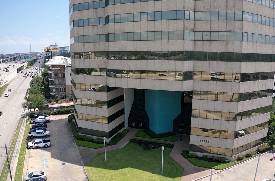 More Photos Of 11111 Katy Fwy, Houston Office For Lease