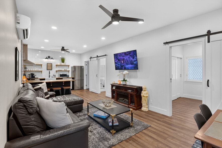 More Photos Of 219 Persifer St, Folsom Specialty For Sale