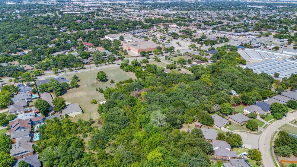 More Photos Of 2120 W Sublett Rd, Arlington Land For Sale