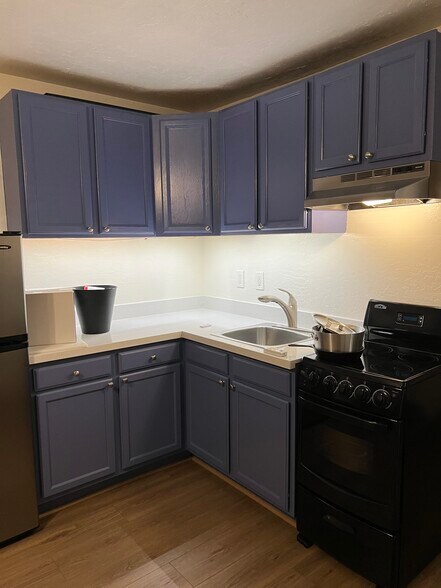 More Photos Of 1001 N 9th St, Phoenix Apartments For Sale