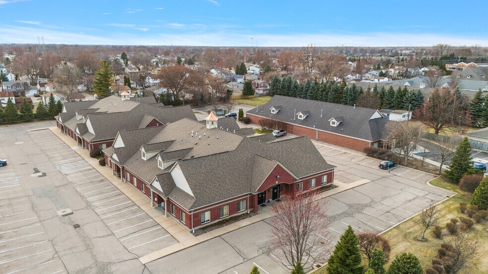 More Photos Of 43303 Schoenherr Rd, Sterling Heights Medical For Sale