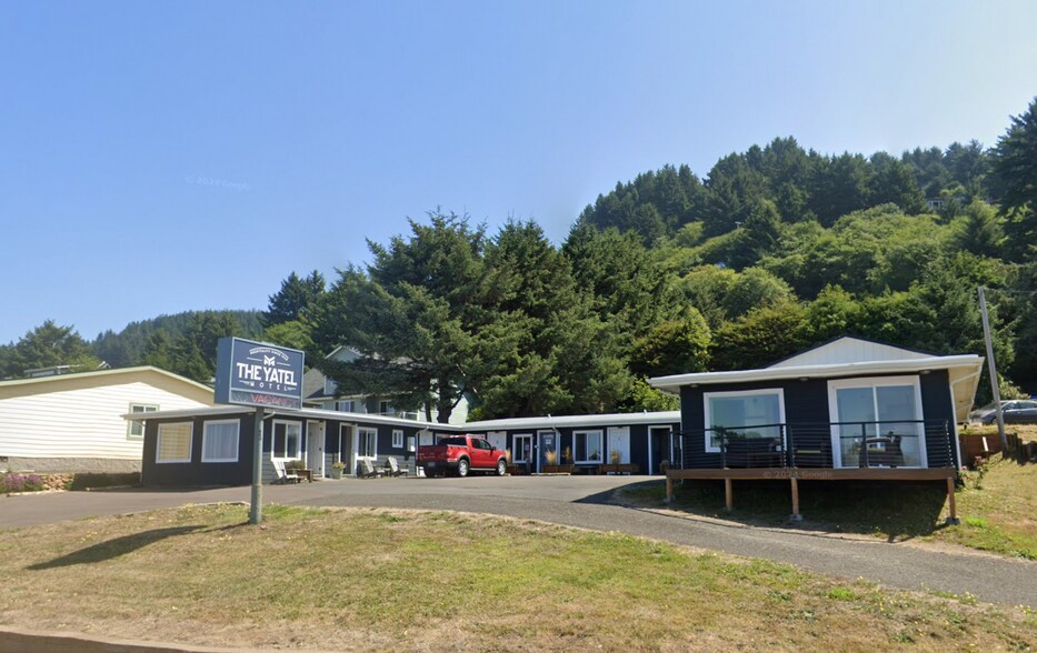 More Photos Of 640 Highway 101 N, Yachats Hotel For Sale