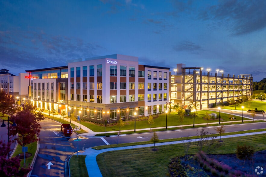 More Photos Of 2015 Ayrsley Town Blvd, Charlotte Unknown For Lease